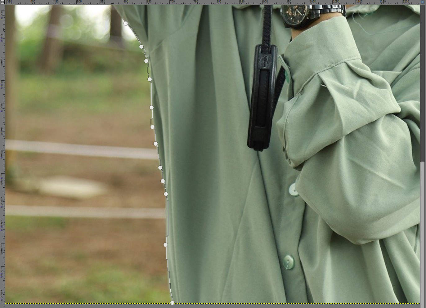 select image edge in GIMP